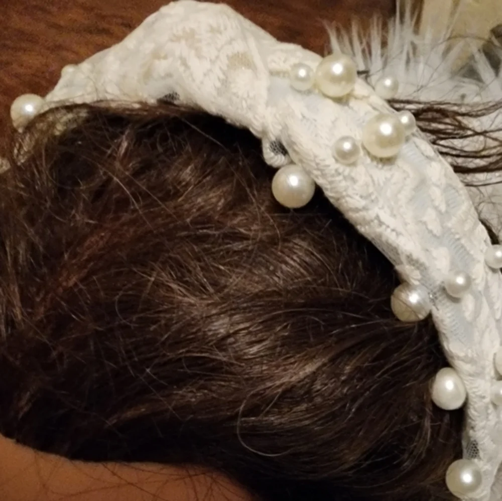 Lacy white‎ pearl beaded headband NEW